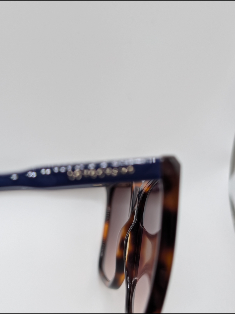 Longchamp LO719S Tortoise & Navy Blue Square Sunglasses + Case - Picture 6 of 6